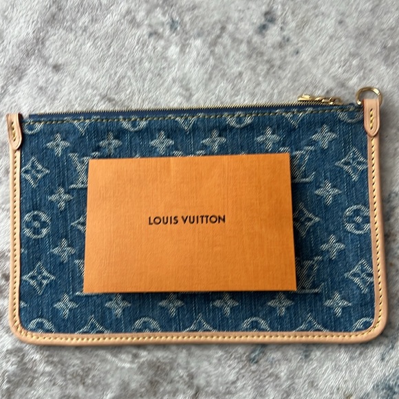 Louis Vuitton Denim New Pouch without strap — limited edition and sold out - Picture 2 of 7